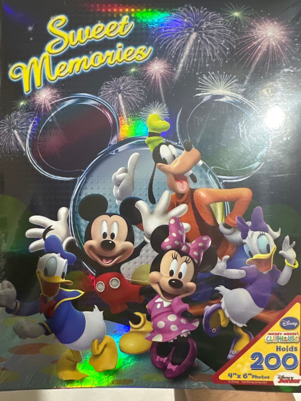 Sweet Memories, Disney, Mickey Mouse Club photo Album holds 200 4x6 photos. NWT